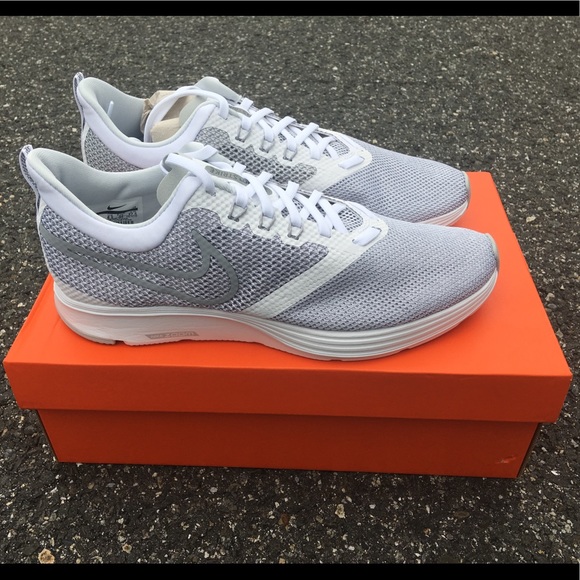 Nike Strike Running Shoes - Picture 1 of 6